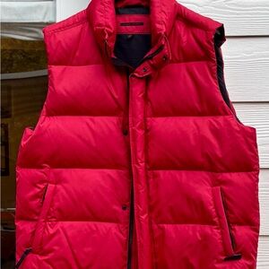 Banana Republic Men's Red Quilted Puffer Vest w/ down
